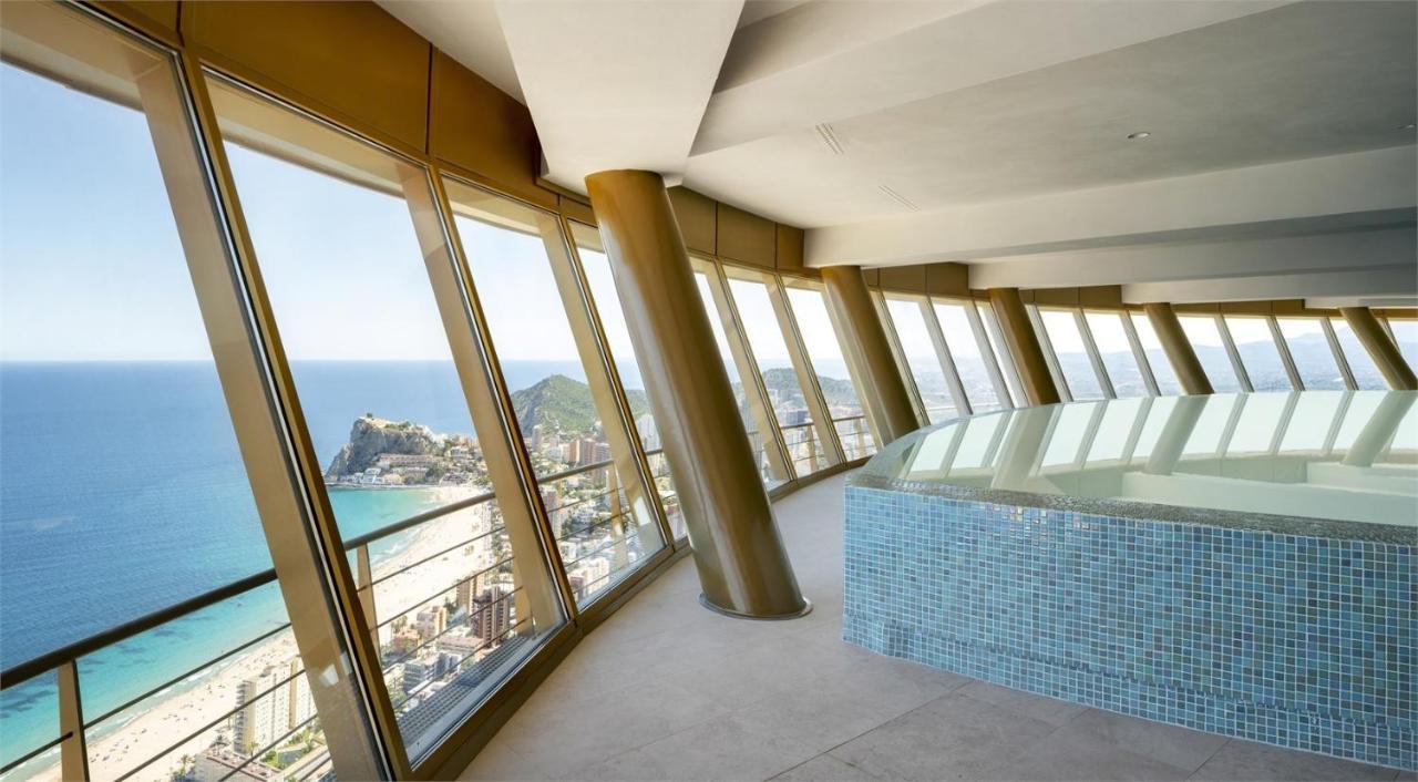 Intempo Luxury Sky View & Spa Resort Benidorm Exterior photo