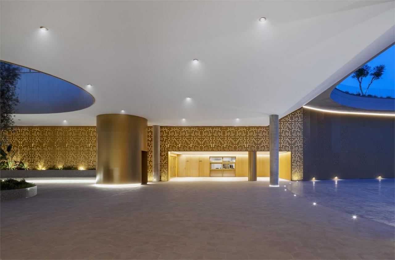Intempo Luxury Sky View & Spa Resort Benidorm Exterior photo