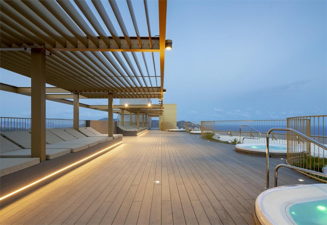 Intempo Luxury Sky View & Spa Resort Benidorm Exterior photo