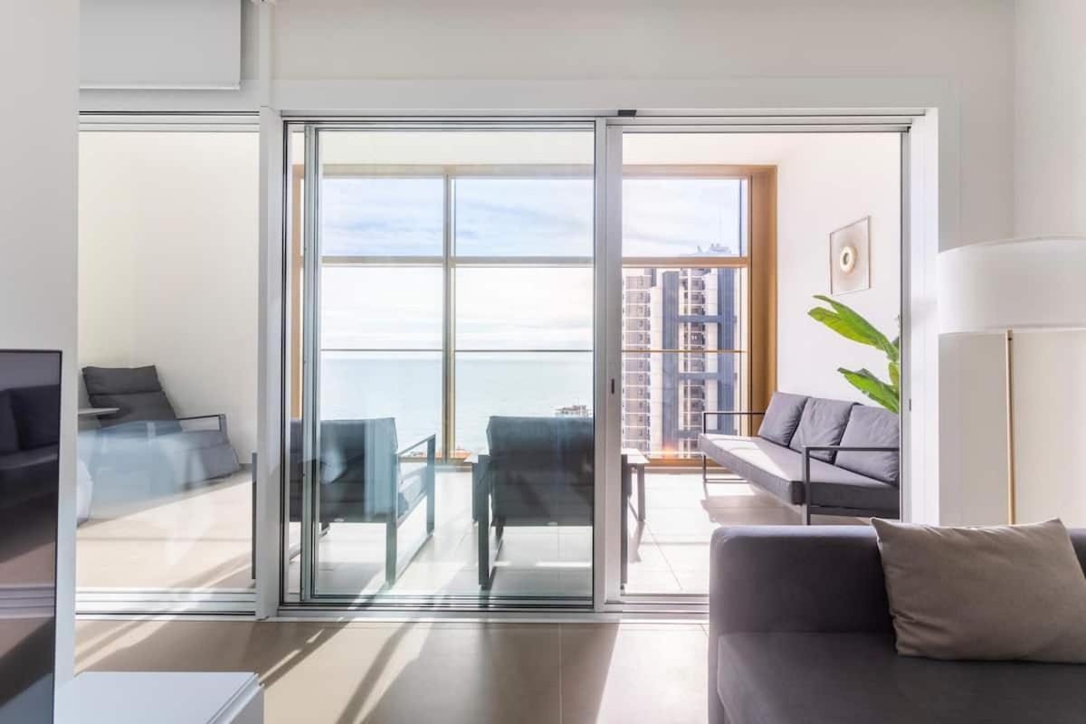 Intempo Luxury Sky View & Spa Resort Benidorm Exterior photo