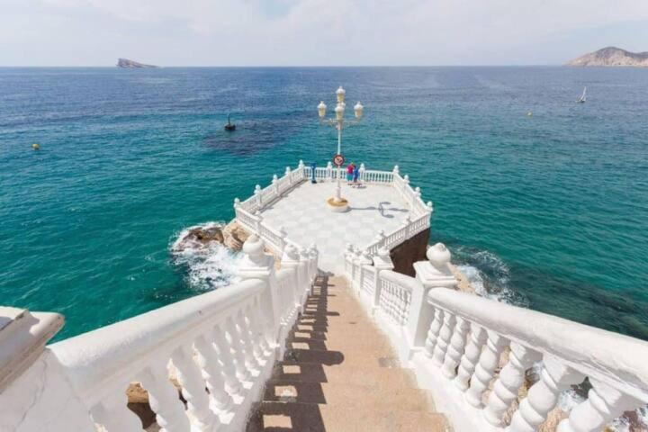 Intempo Luxury Sky View & Spa Resort Benidorm Exterior photo