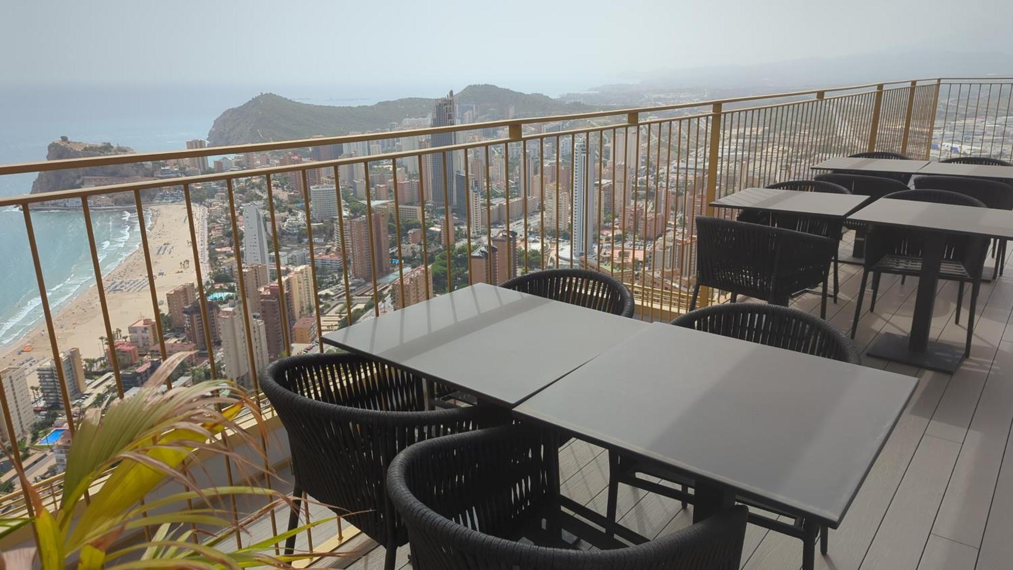 Intempo Luxury Sky View & Spa Resort Benidorm Exterior photo